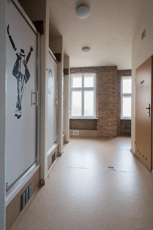 Hostel Awangarda Poznań Dış mekan fotoğraf